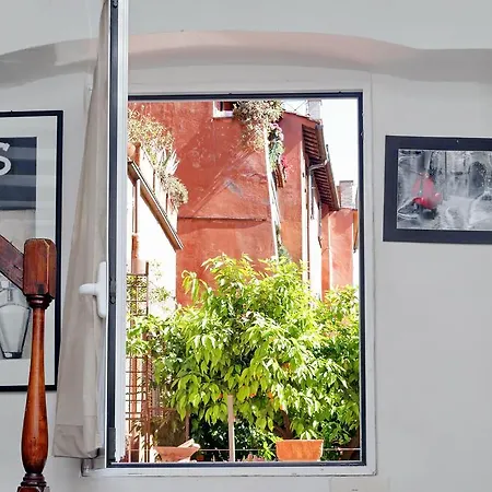 Pretty Flat Trastevere