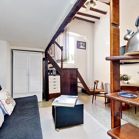 Daire Pretty Flat Trastevere *
