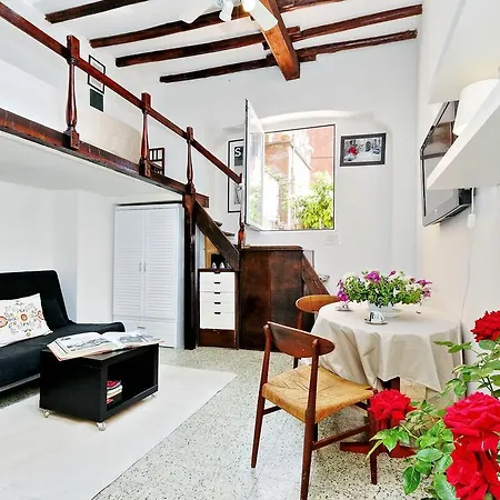 Daire Pretty Flat Trastevere